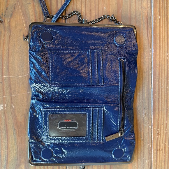 Hobo International Leanne clutch crossbody bag Purse/Wallet Blue Patent Leather - Picture 13 of 17